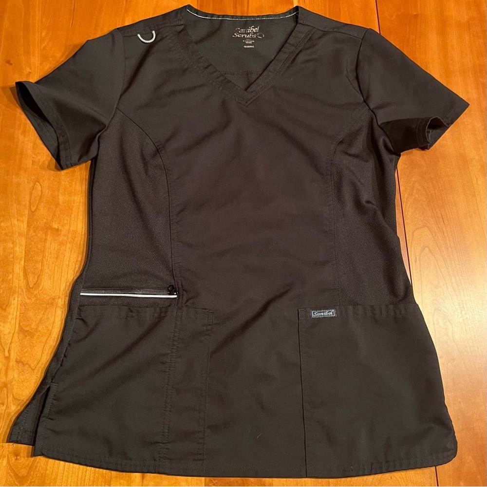 Sanibel Women's Black Scrub Top with Pockets